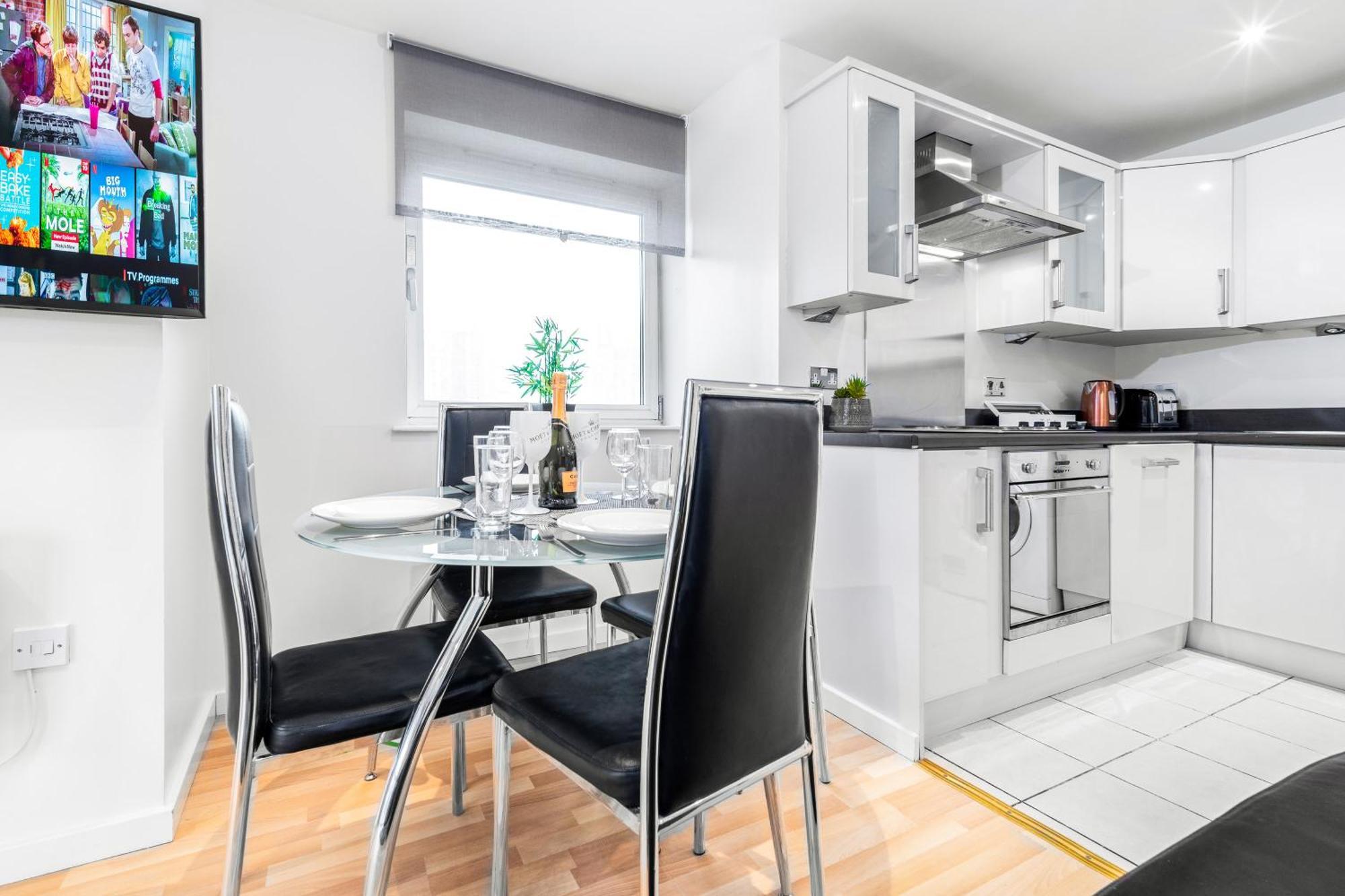 City Centre Apartment - 2 Bedroom - Secure Parking - Top Rated - 201M Birmingam Exterior foto